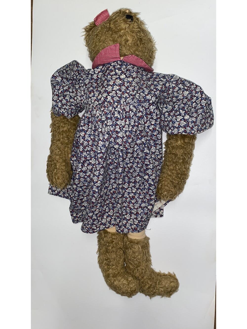 1997 Vintage Tender Heart Treasures 30" Sitting Teddy Bear Stuffed Animal